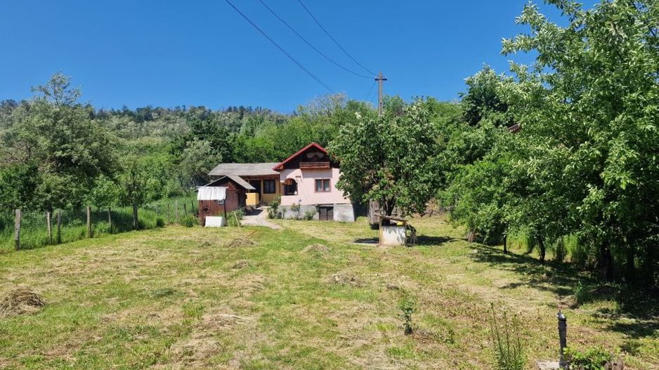  Proprietate în Comuna Botești, Județul Argeș – Zonă Pitorească și Liniștită ! - Poză 23