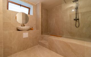 Vila interbelica AIRBNB "la cheie" - Poză 17