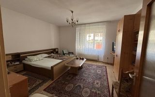 Agenția imobiliara BRASADAS vinde casa in zona CENTRALA. - Poză 8