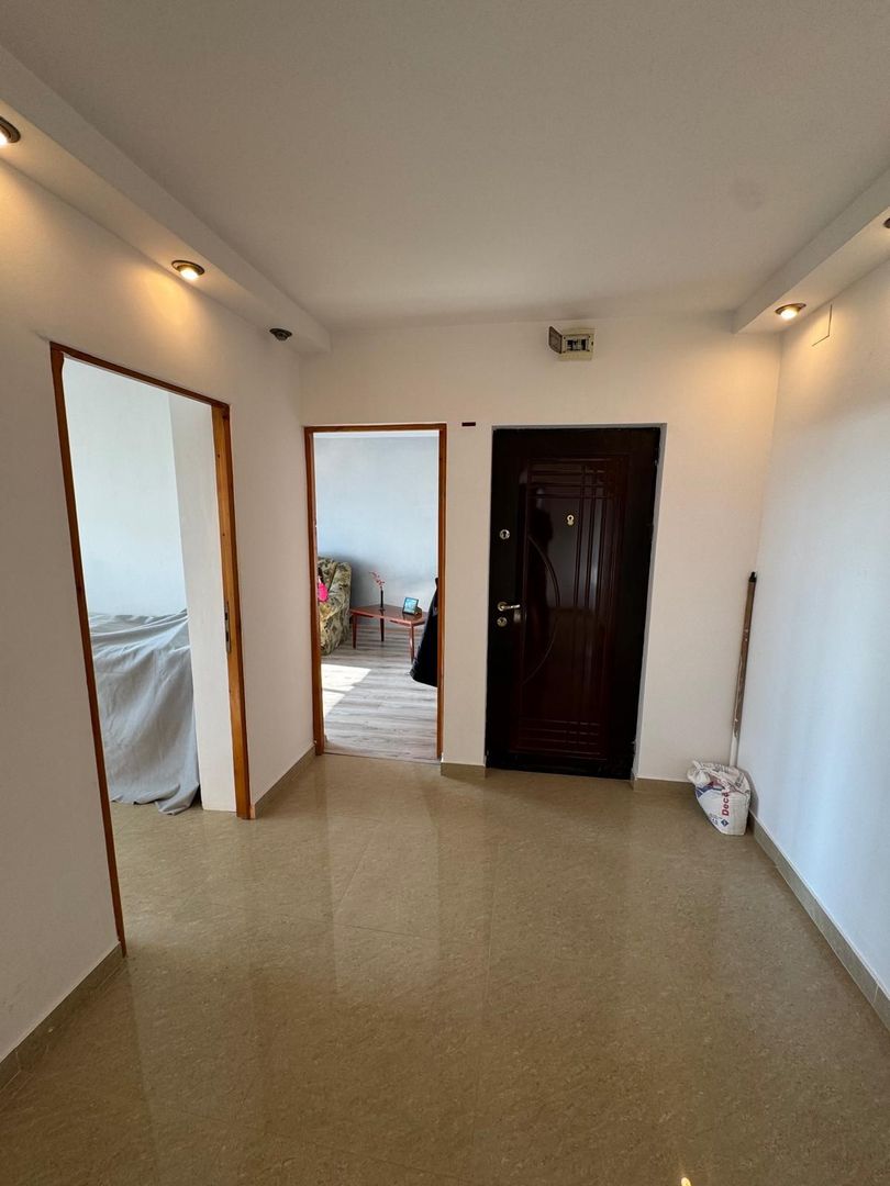 Apartament 3 camere 60 mp bloc 1980 central Filipesti de Padure! - Poză 12