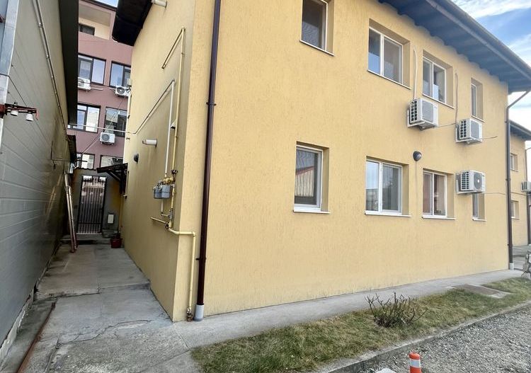 Garsonieră 45 mp cu grădină proprie, centrală, bloc tip vilă - Poză 7