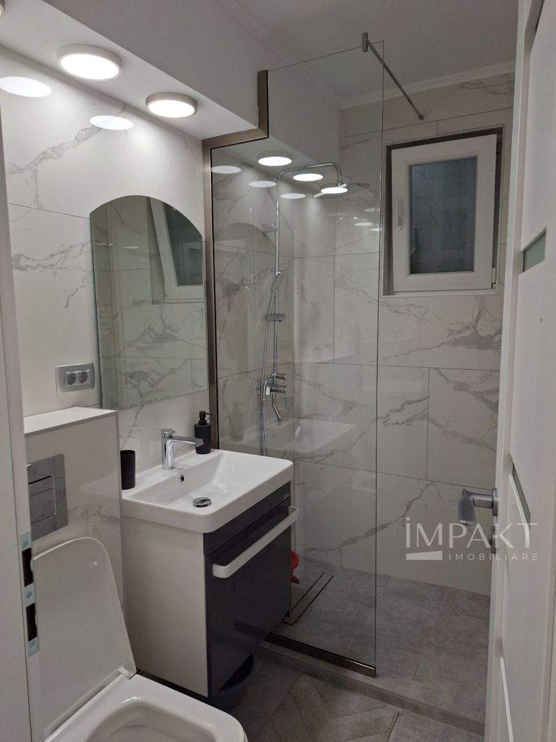 Apartament cu 3 camere de inchiriat, zona Ultracentrala - Poză 10