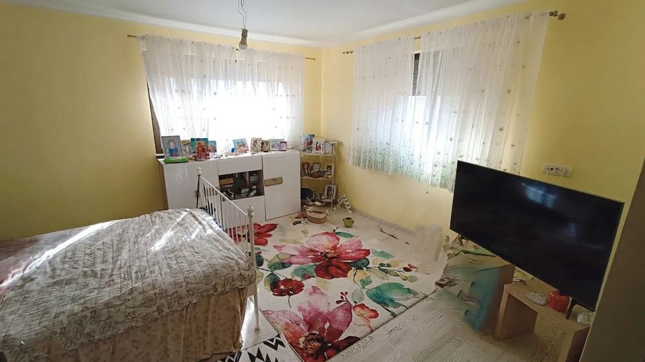 Vanzare vila rustica - 250 mp - Frumusani - Poză 8