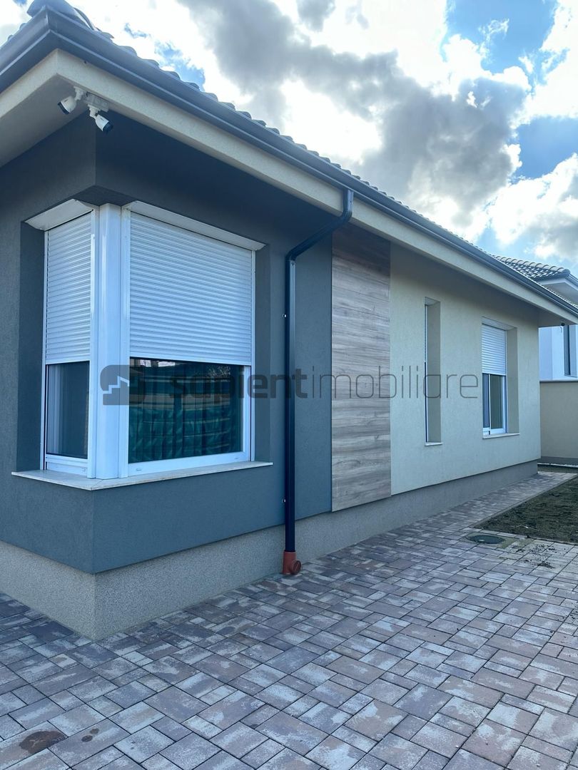 CASA NOUA DE VANZARE IN ORADEA - Poză 4