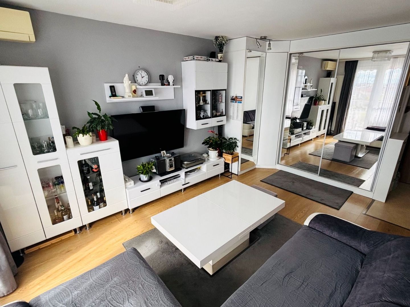 COMISION 0% | Apartament 3 Camere | 70 mp | 2 bai | Zona Lipovei - Poză 2