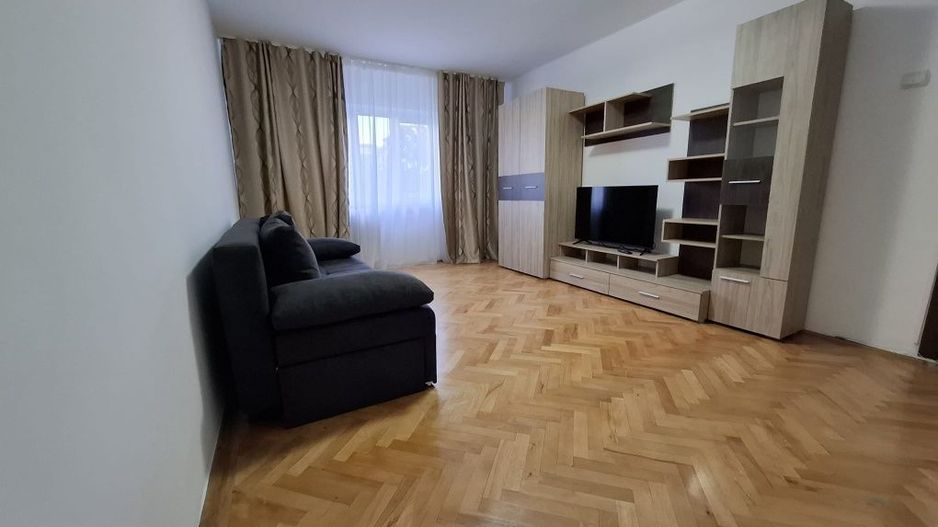 Inchiriat apartament 2 camere - Poză 3