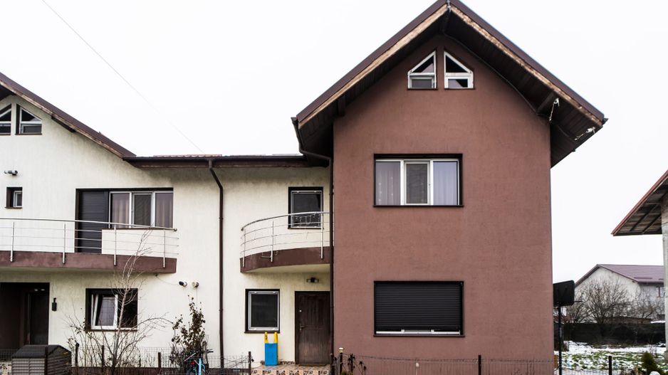 CIOROGARLA - DARVARI, casa 5 camere, P+1Et+Pod, teren 434, statie STB - Poză 1