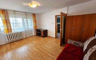 Garsoniera decomandata, 33 mp utili, cu balcon, cu vedere spre Parc