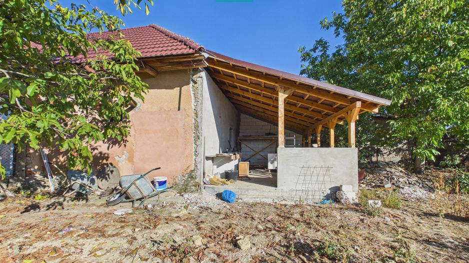 Casă cu teren 983 mp, front stradal 30 m, Cicir - Poză 10