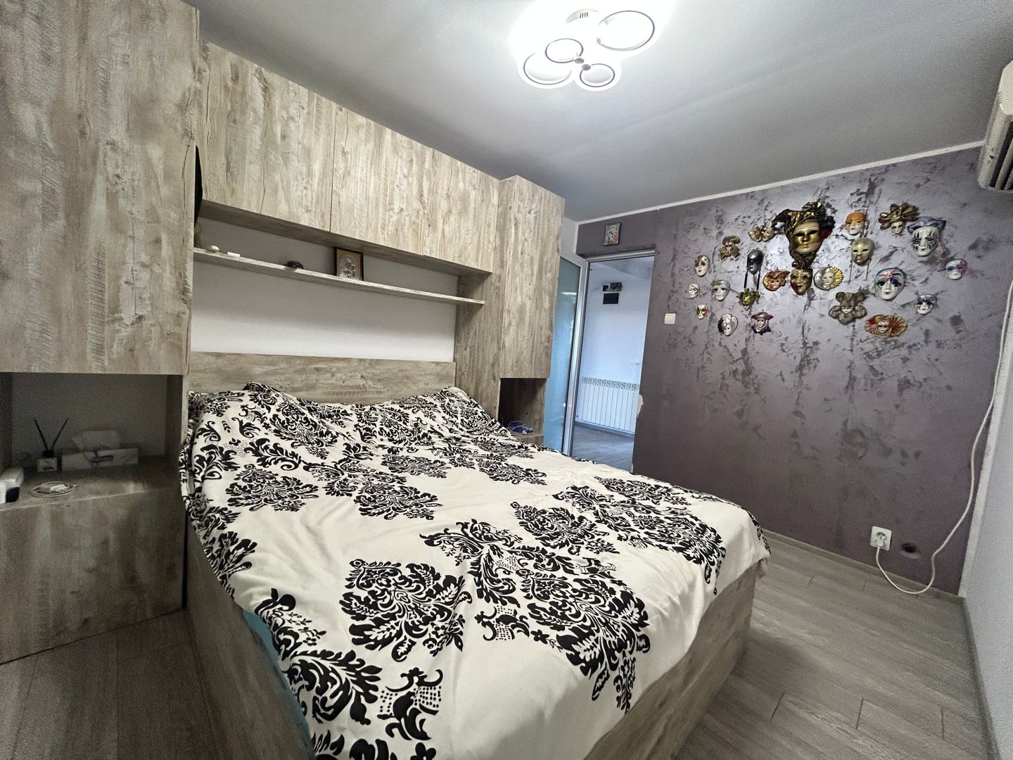 Casă P+1E cu terasă circulabilă, garaj amenajat și finisaje moderne - Poză 25
