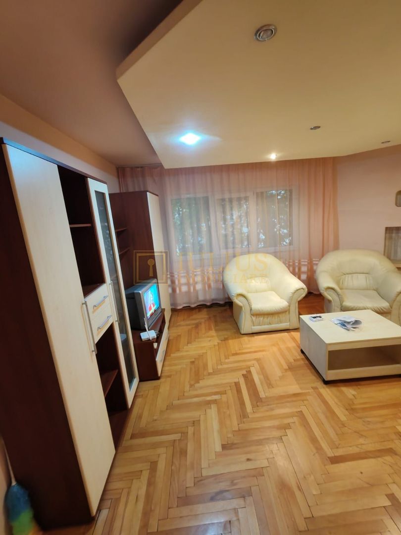 3 camere, zonă liniștită -Soarelui - Poză 2