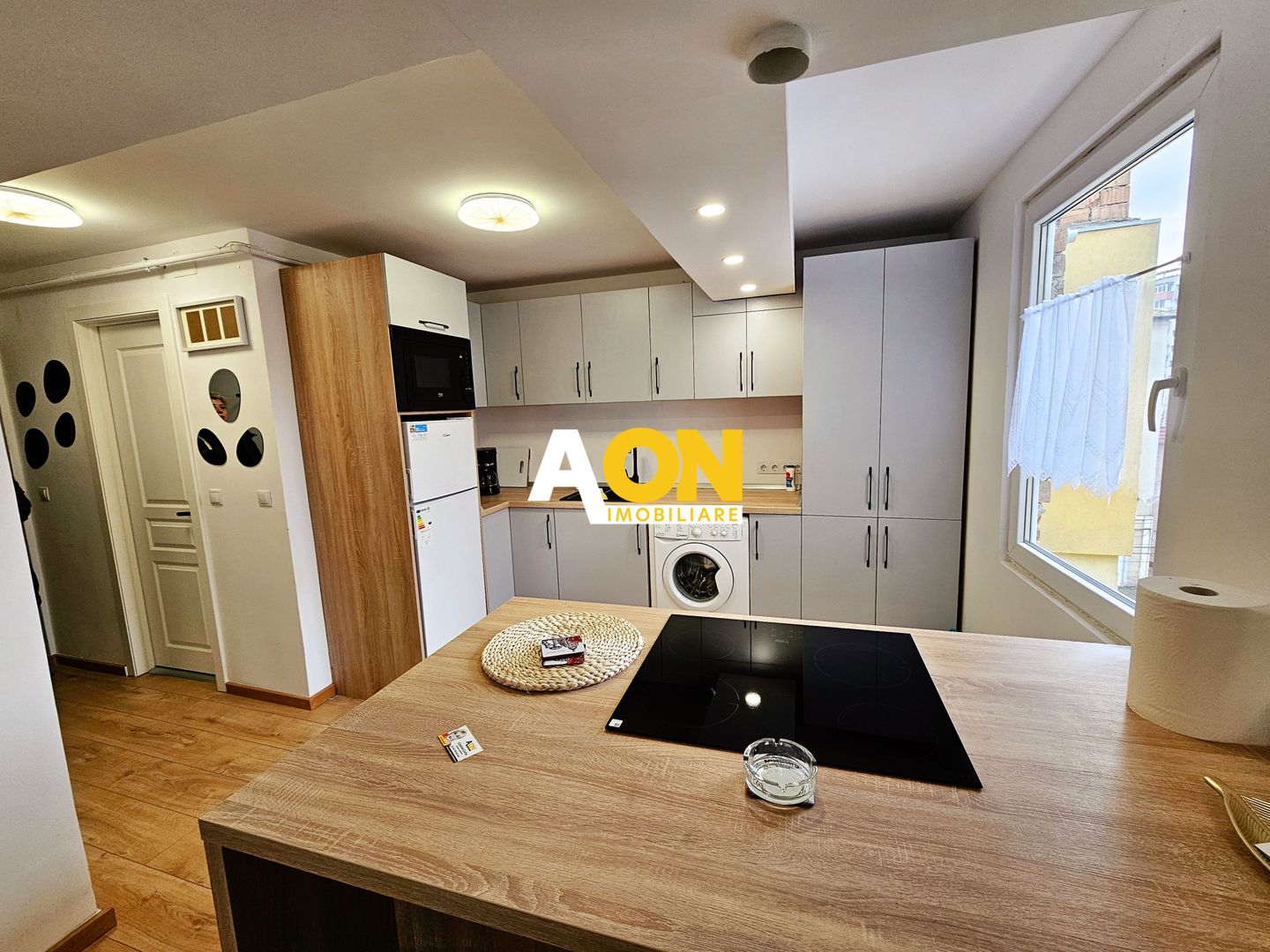 Apartament 2 camere, mobilat, utilat, Cetate - Poză 2