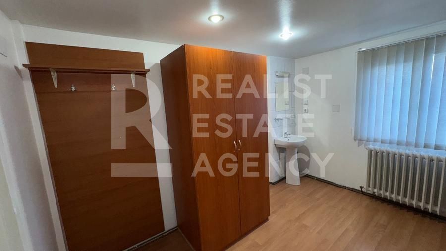 Vilă spațioasă, 6 camere, Copou -Sărărie - Poză 10