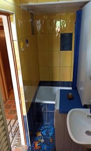 Garsonieră în vilă, terasă 10 mp, curte proprie, mobilată complet, Baba Novac - Poză 5