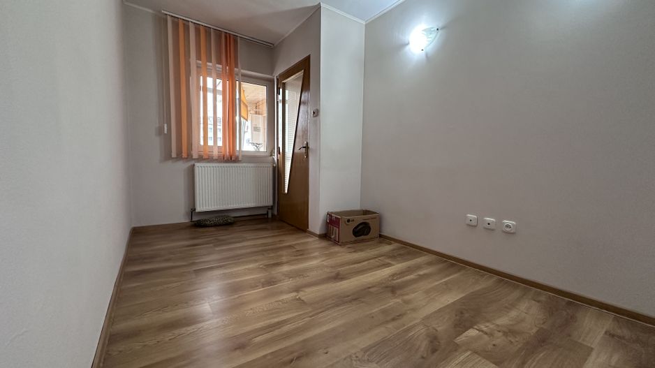 Vanzare apartament cu 4 camere luminos, vedere deschisă-Targoviste-M5 - Poză 7