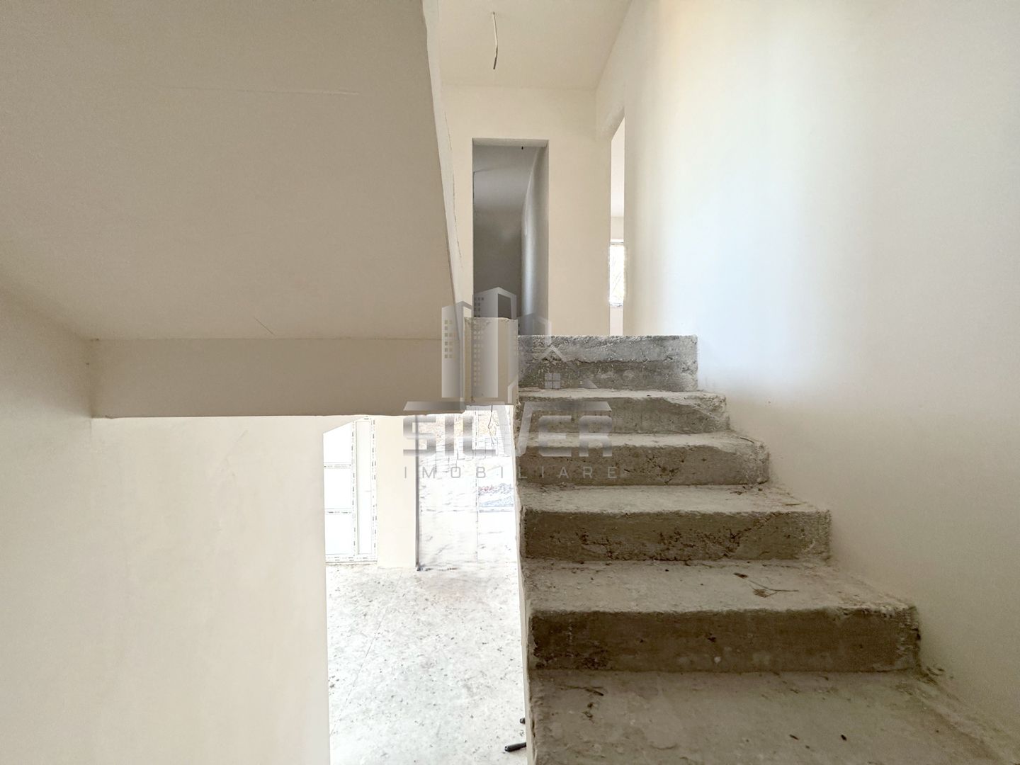 Casa tip duplex/zona strazii Campului. - Poză 9