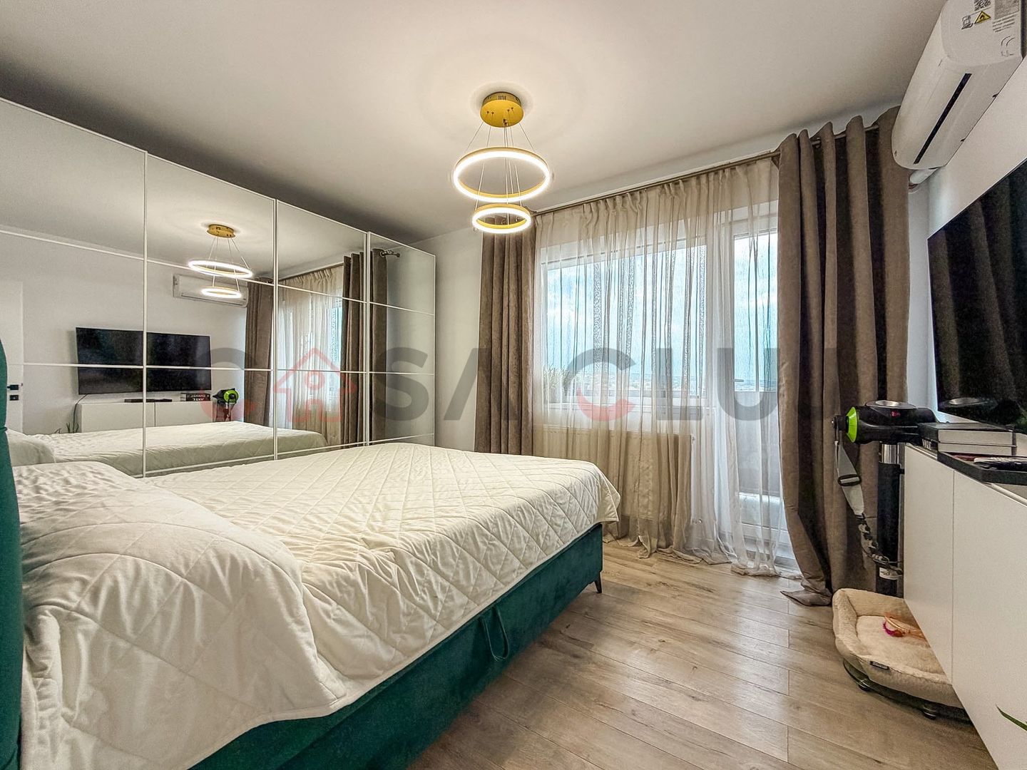 Apartament cu 2 dormitoare + living cu bucatarie open space - Poză 2