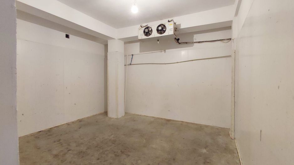 Depozit cu camere Frigorifice, zona strazii Paris - Poză 13
