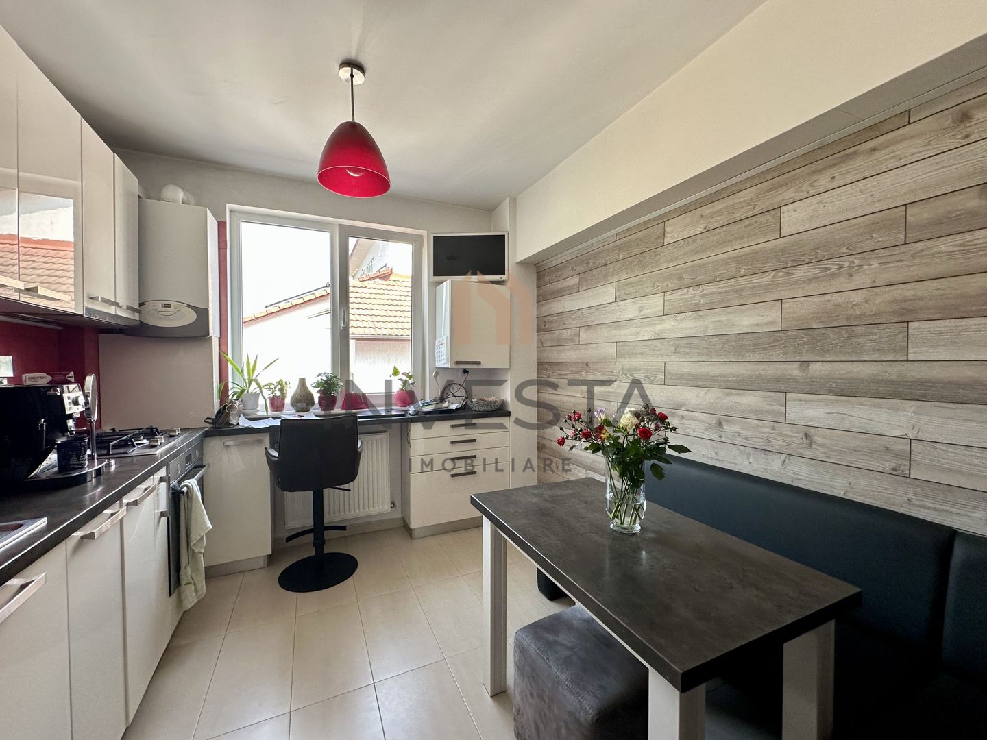 Apartament cu 3 camere si 2 parcari de inchiriat in Andrei Muresanu - Poză 3