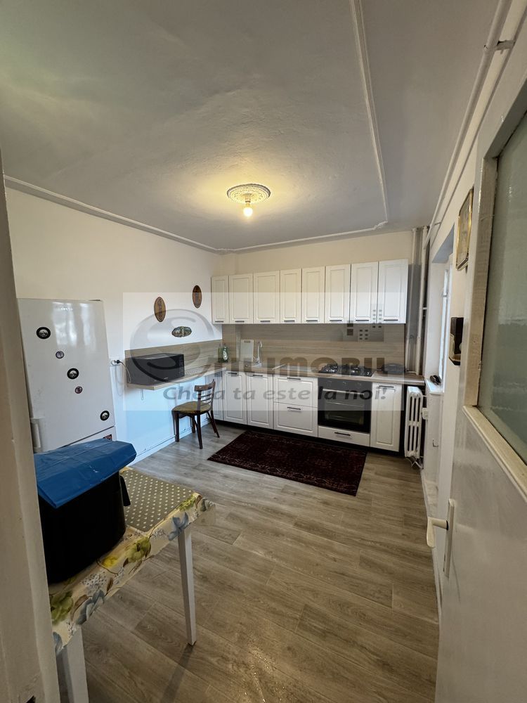 Apartament 3 Camere Canta - 550 euro - Poză 3