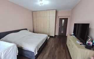 Apartament 3 camere în zona Pietei Victoria - Poză 3