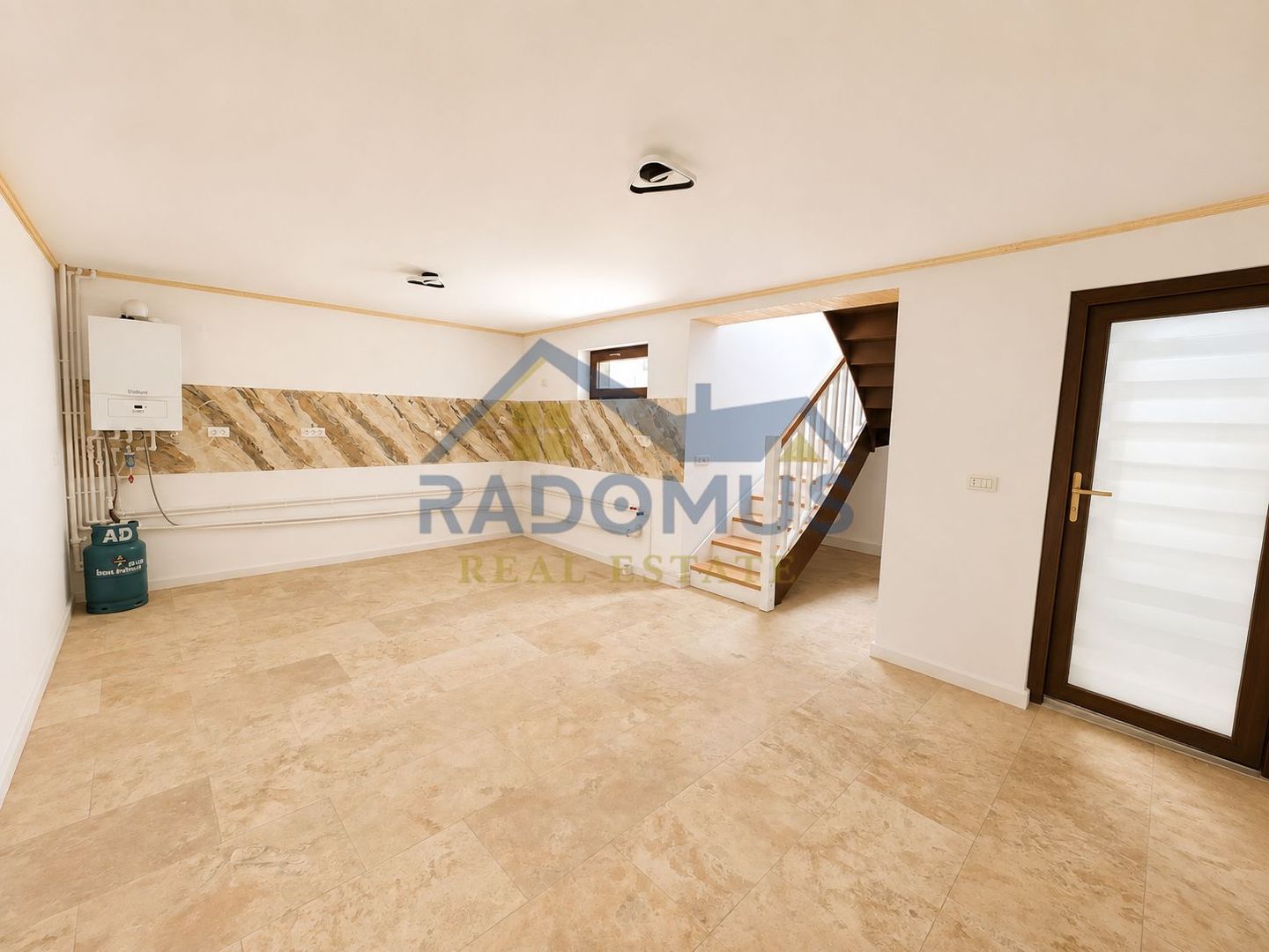 Casă nouă în Boldești-Scăeni | 180 mp utili | Terasă 23 mp - Poză 11
