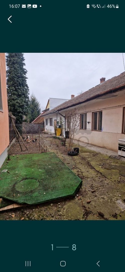 De vanzare casă lingă cetate - Poză 3