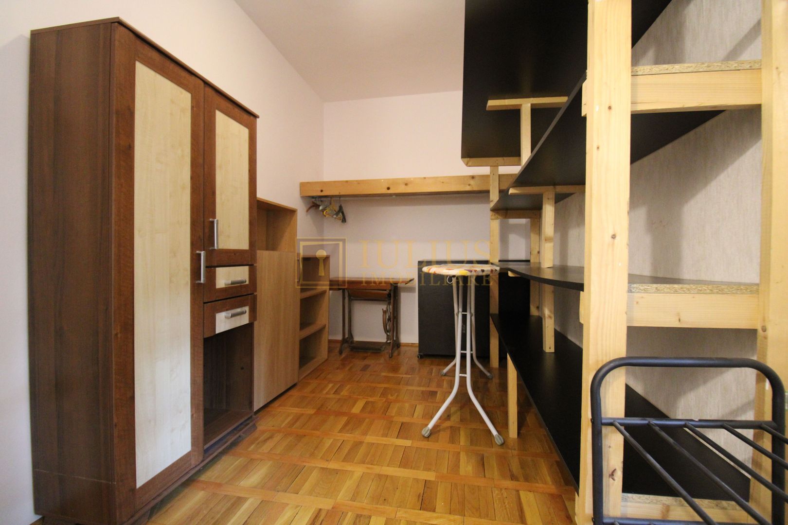 Zona aradului, 4 camere + 2 bai, centrala proprie - Poză 17
