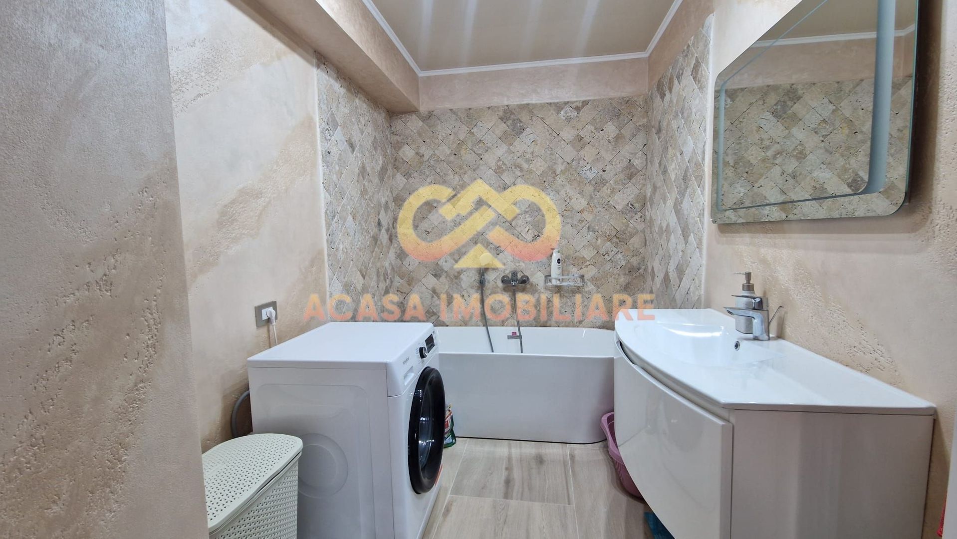 NOU APARTAMENT 2 CAMERE 57MP - Poză 2