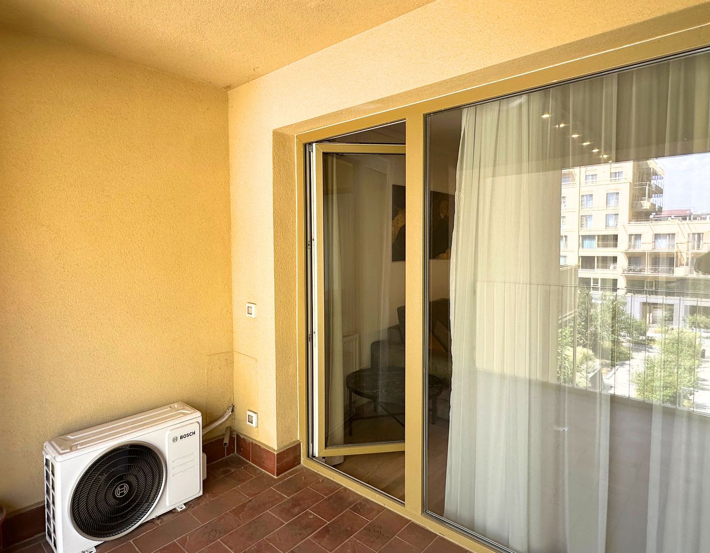 Inchiriere 2 camere cu parcare subterana Marmura residence zona Jiului - Poză 7