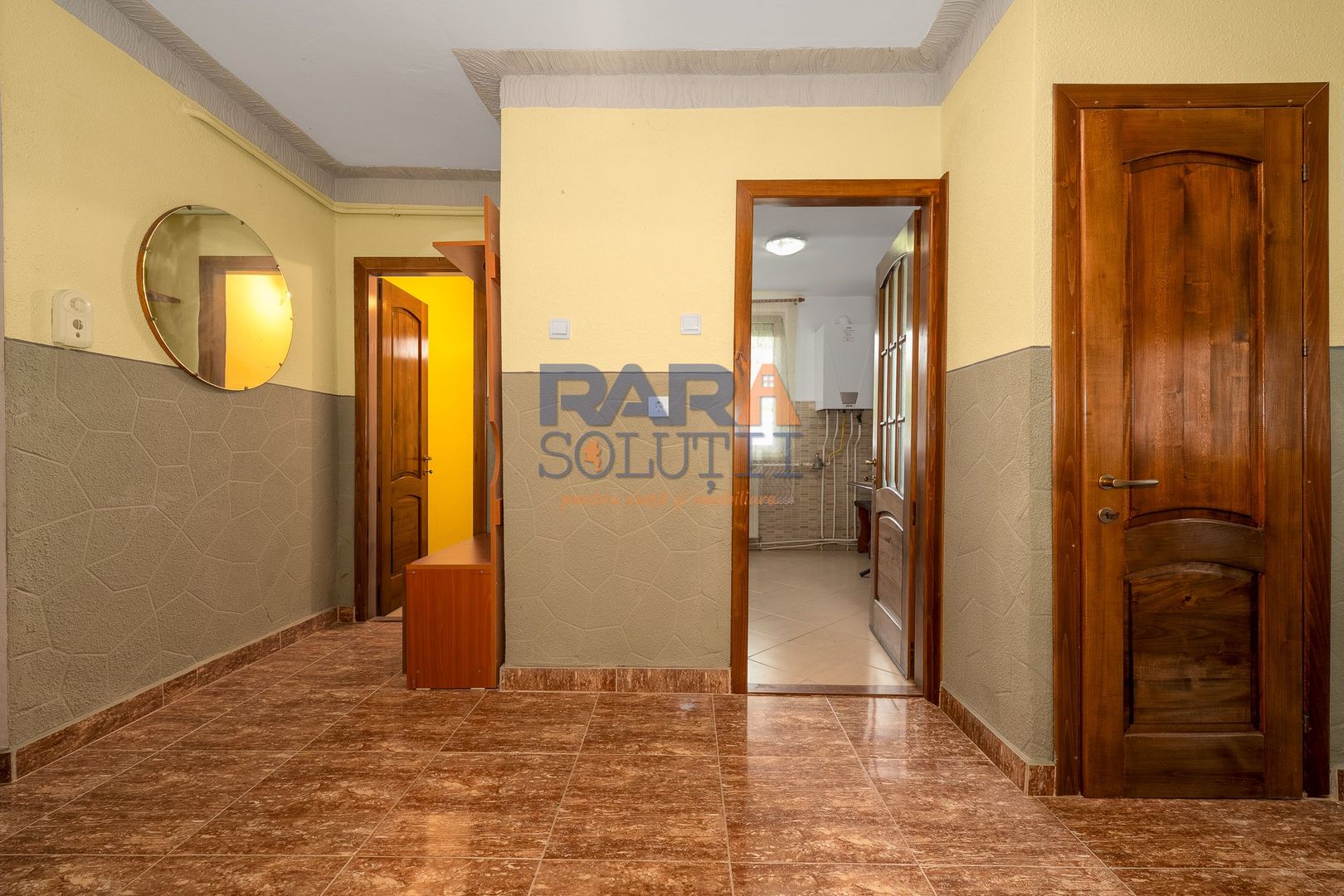 Apartament cu 3 camere, două băi, 77 mp - Poză 3