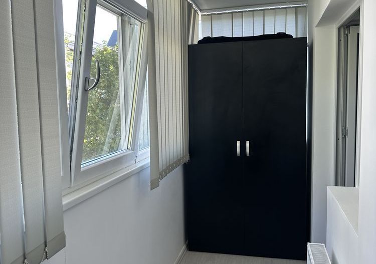 GARS. FERMEI, PARCARE, BUCATARIE INCHISA, BLOC NOU, METROU 12 MINUTE - Poză 7