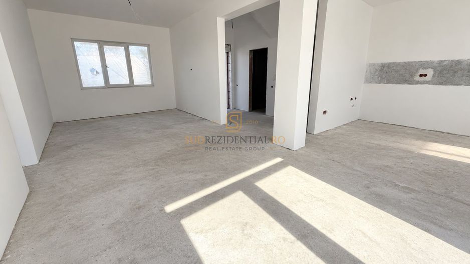 Vila individuala / 4 Camere / 2 Bai / 320 mp teren / Zona linistita - Poză 4
