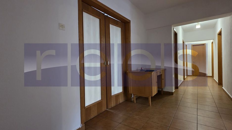 VANZARE 5 CAMERE DECOMANDAT -UNIRII -FANTANI - Poză 4