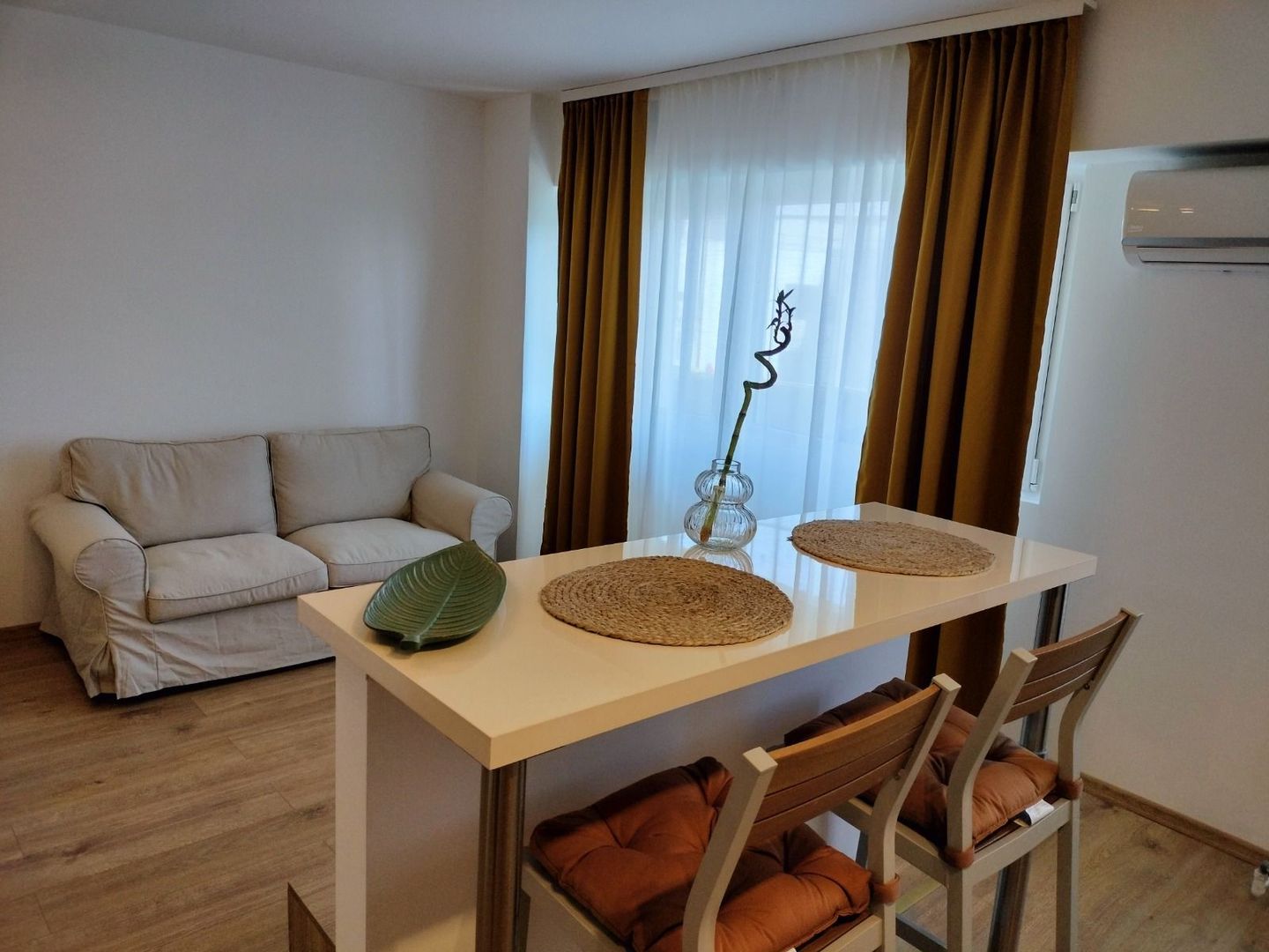 Garsoniera- Nerva Traian |  Timpuri Noi - Poză 1