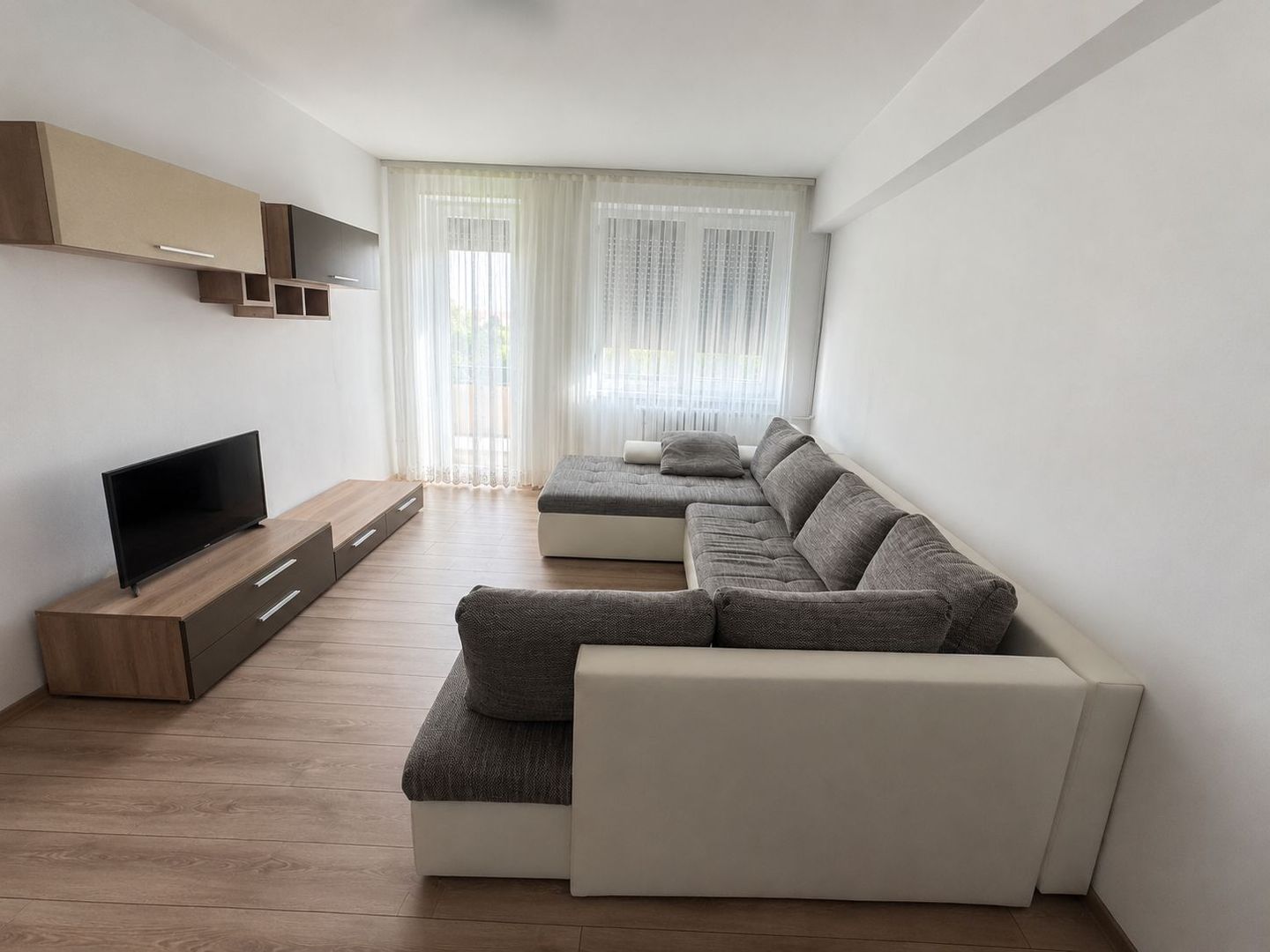 COMISION 0%, Apartament 2 Camere, Etaj 6, Lift, Renovat, Ultracentral - Poză 4