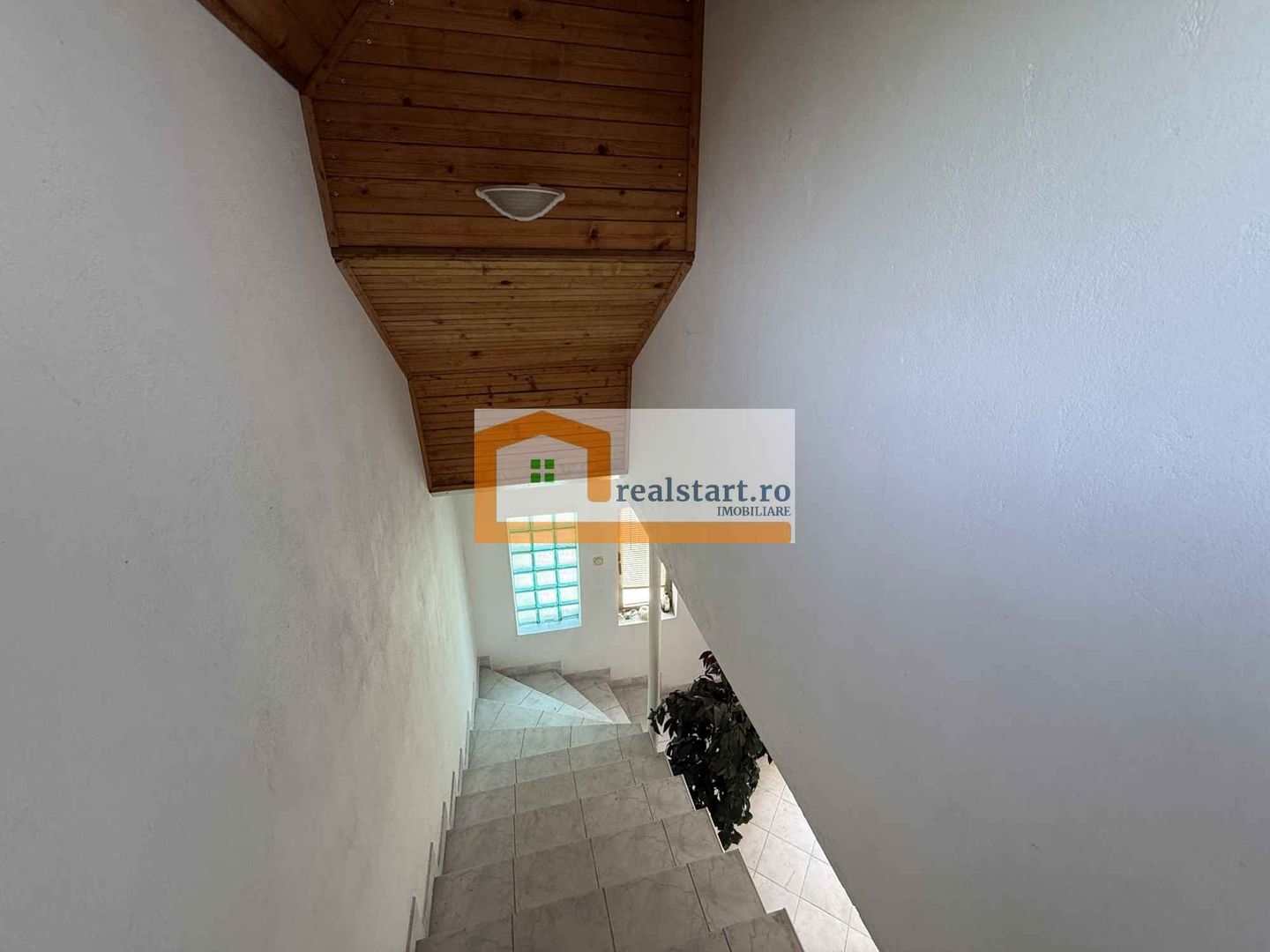 Investitie Vila Snagov D+P+M, nefinalizata, teren 791, intre lac si padure - Poză 8