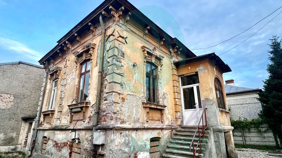 Proprietate cu potențial | Vilă 1935 | 397 mp teren |Proiect mansardare - Poză 1
