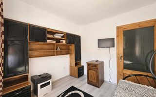 APARTAMENT 5 CAMERE 120000 euro negociabil - Poză 6