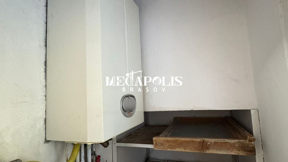 Apartament cu 3 camere Calea Bucuresti - Poză 8