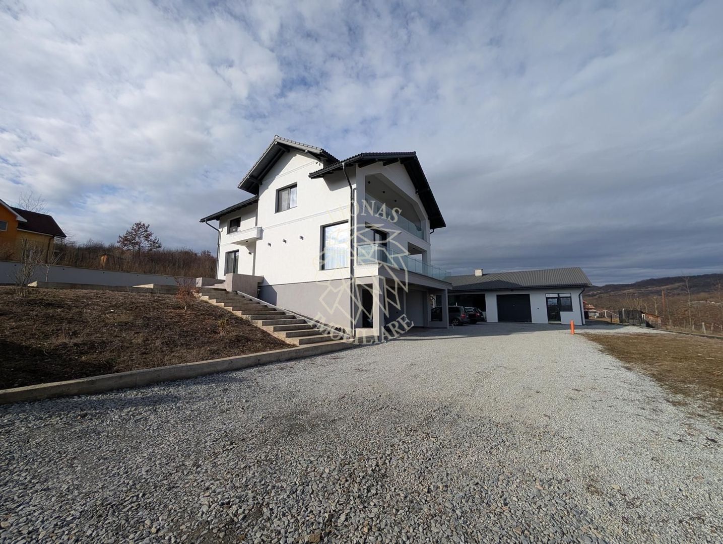 Casa de Lux 378 mp con.-teren 1250 mp-foisor-Valea Rusului - Poză 7