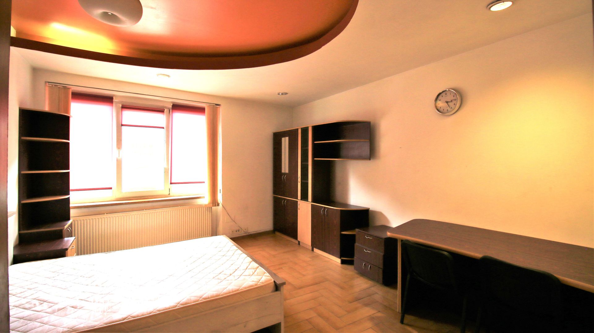 Exclusivitate - Zona Teatru Dramatic, garsonieră pretabilă locuit sau birouri - Poză 3