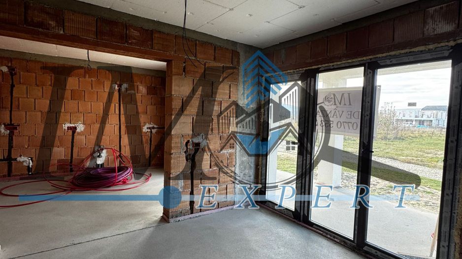 Casa in proces de finisaj de vânzare in Sebeș - Poză 4