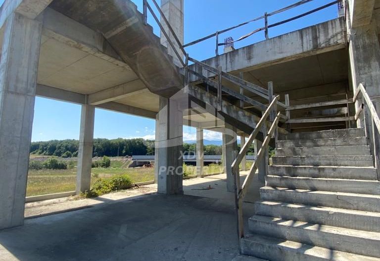 Constructie 3707 mp + Teren intravilan 8828 mp Sibiu /Selimbar - Poză 14