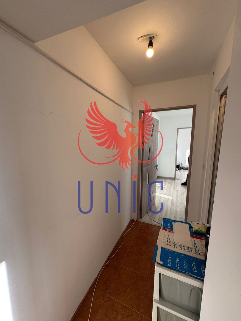 3 camere semidecomandate - 59 000 Euro - Poză 6