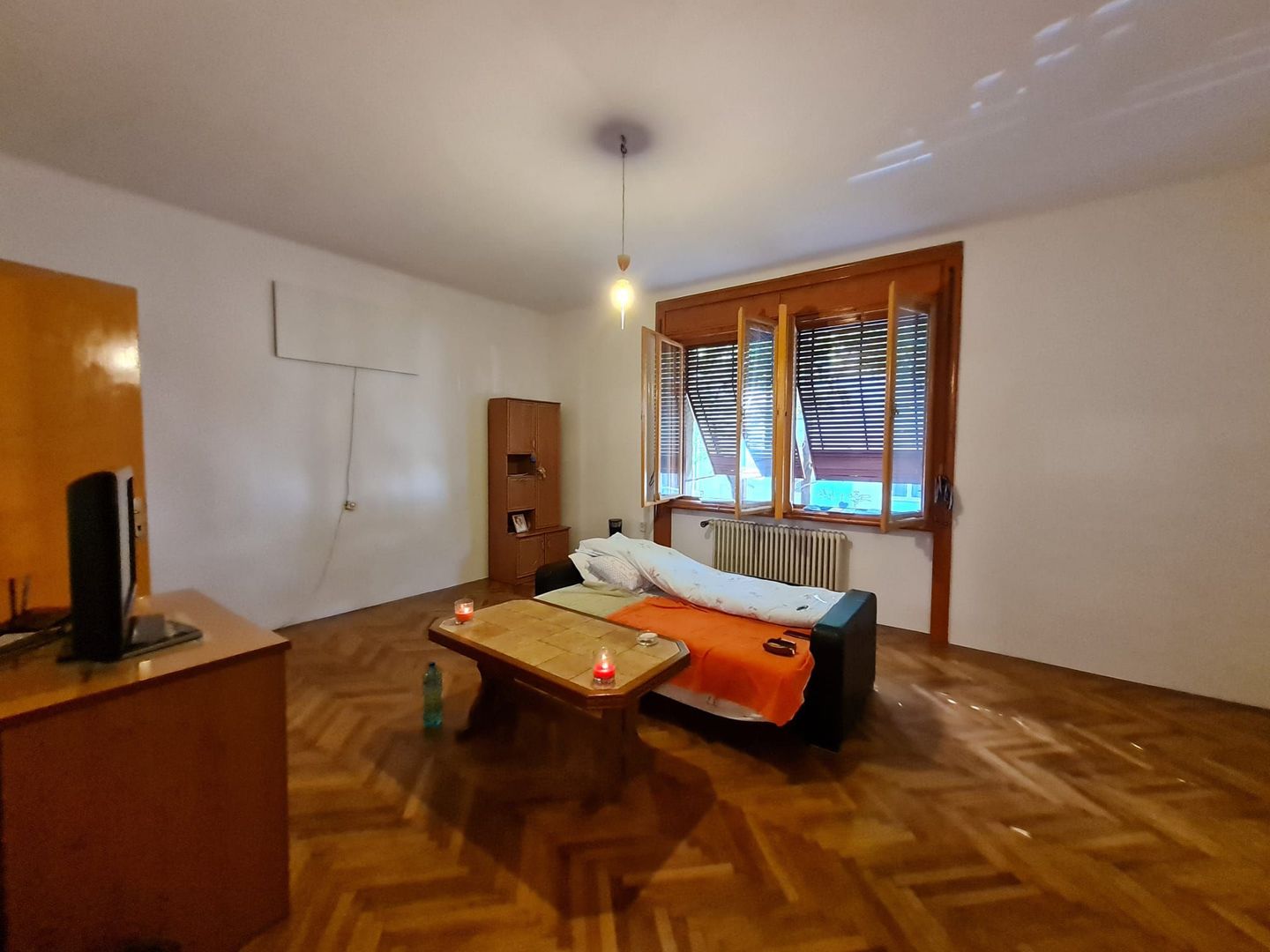 Apartament generos zona Piata 700 - Poză 2