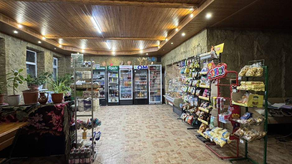 Spațiu Comercial prima linie. Step-Soci, drum Național R20. - Poză 6
