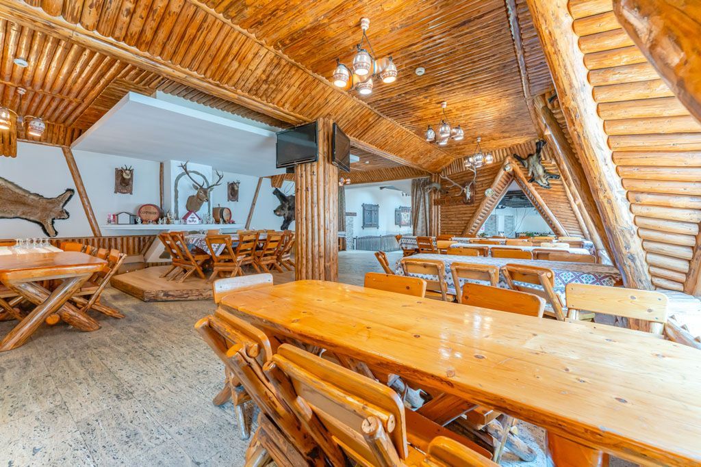 Pensiune Rosenau de vânzare - Afacere la cheie lângă Cetatea Râșnov - Poză 13