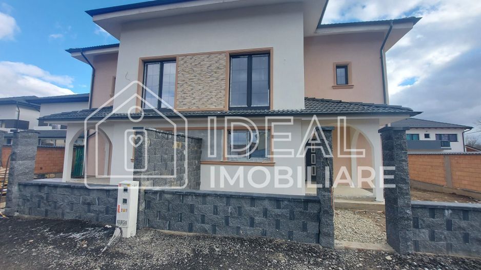 Duplex  Modern cu 6 camere, si teren de 270 mp, in Selimbar - Poză 4