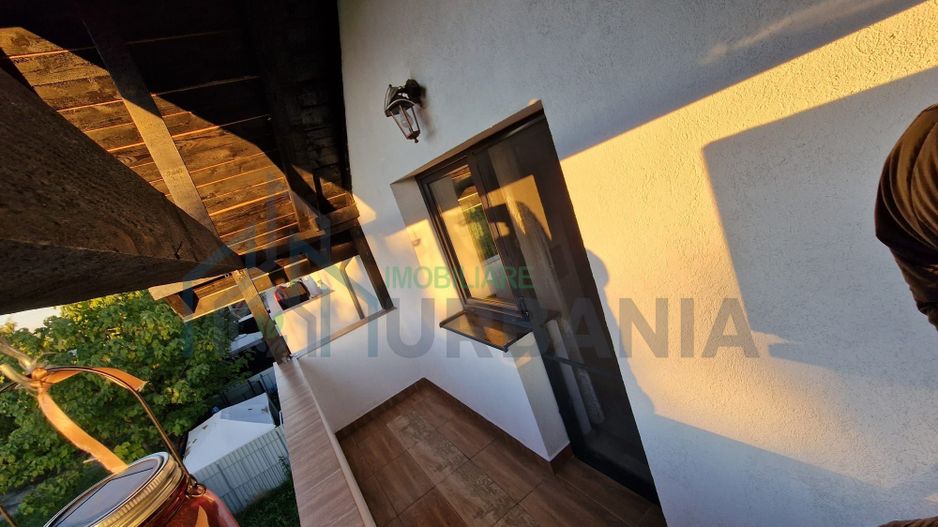 Închiriere apartament 2 camere decomandat, 50 mp – Aleea Strugurilor, Iași (Etaj 2/2) - Poză 1